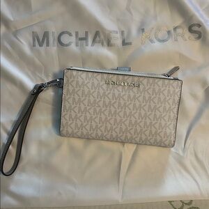 Michael Kors Silver and Gray Wristlet